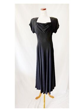 Vintage 90’s does 40’s Moda International black swing dress with crystals